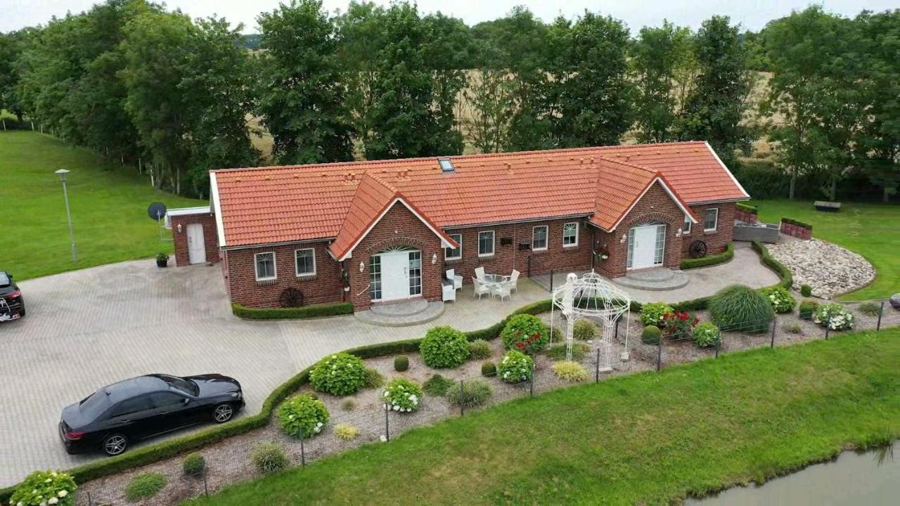 Landhaus-Altebruecke Schillig Exterior photo